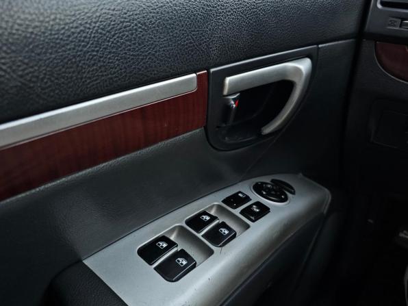 Hyundai Santa Fe II с пробегом 2008 года, цена 999 000 рублей, 319790 км, внедорожник, Автокод Объявления
