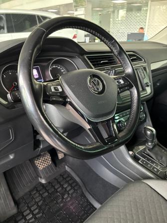 Volkswagen Tiguan II с пробегом 2017 года, цена 2 695 000 рублей, 99000 км, внедорожник, Автокод Объявления