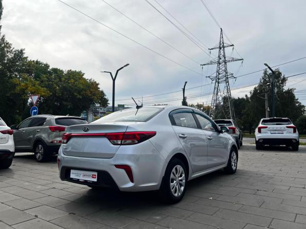 Kia Rio IV с пробегом 2017 года, цена 1 245 500 рублей, 98765 км, седан, Автокод Объявления
