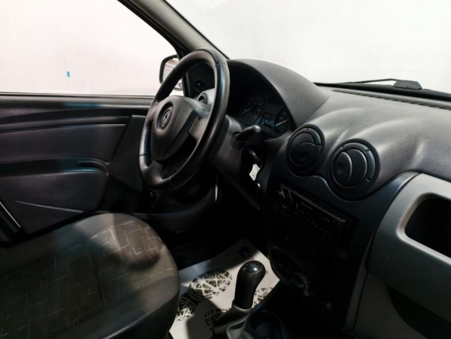 Renault Logan I Рестайлинг Курск  - изображение 6