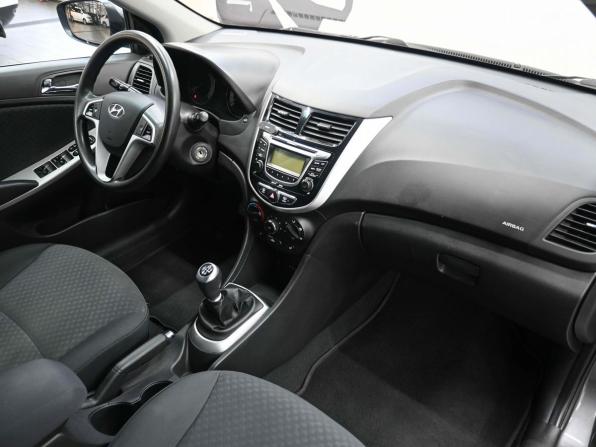 Hyundai Solaris I с пробегом 2012 года, цена 749 900 рублей, 121000 км, хэтчбек, Автокод Объявления