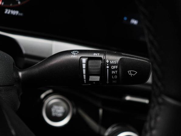 Hyundai Lafesta I Рестайлинг с пробегом 2023 года, цена 2 450 000 рублей, 21791 км, седан, Автокод Объявления