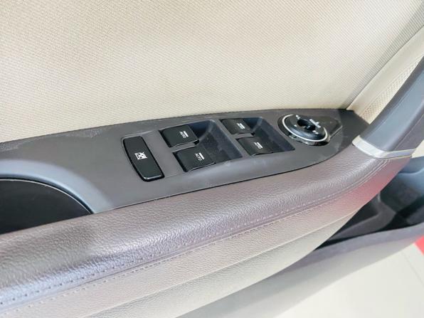Hyundai i40 I Рестайлинг с пробегом 2016 года, цена 1 320 000 рублей, 157000 км, седан, Автокод Объявления