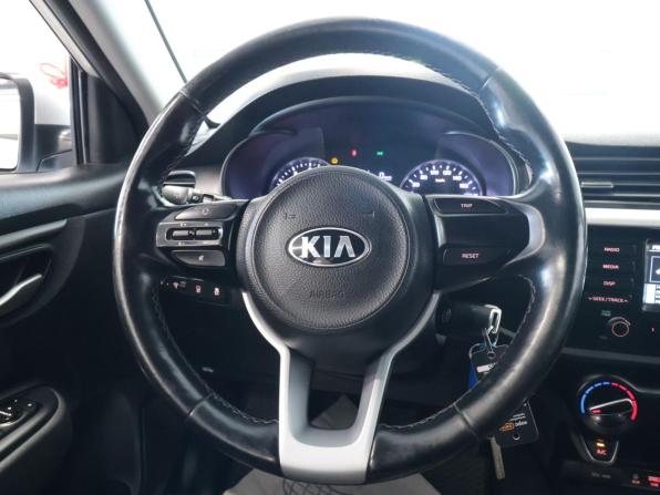 Kia Rio IV с пробегом 2019 года, цена 1 532 000 рублей, 75479 км, хэтчбек, Автокод Объявления