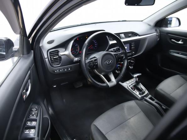 Kia Rio IV Рестайлинг с пробегом 2021 года, цена 1 410 000 рублей, 151678 км, седан, Автокод Объявления