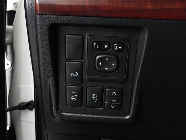 Toyota Land Cruiser Prado 150 Series Рестайлинг 1 с пробегом 2016 года, цена 3 419 000 рублей, 260492 км, внедорожник, Автокод Объявления
