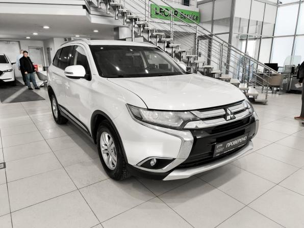 Mitsubishi Outlander III Рестайлинг 2 с пробегом 2016 года, цена 1 399 000 рублей, 236513 км, внедорожник, Автокод Объявления