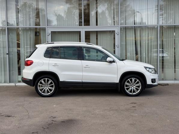 Volkswagen Tiguan I Рестайлинг с пробегом 2012 года, цена 1 200 000 рублей, 231000 км, внедорожник, Автокод Объявления