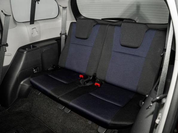 Toyota Wish II Рестайлинг с пробегом 2014 года, цена 1 470 500 рублей, 129818 км, минивэн, Автокод Объявления