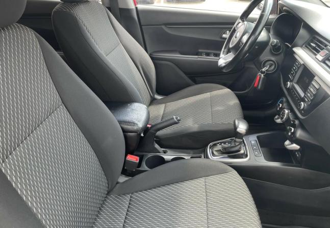 Kia Rio IV с пробегом 2018 года, цена 1 554 600 рублей, 85000 км, хэтчбек, Автокод Объявления