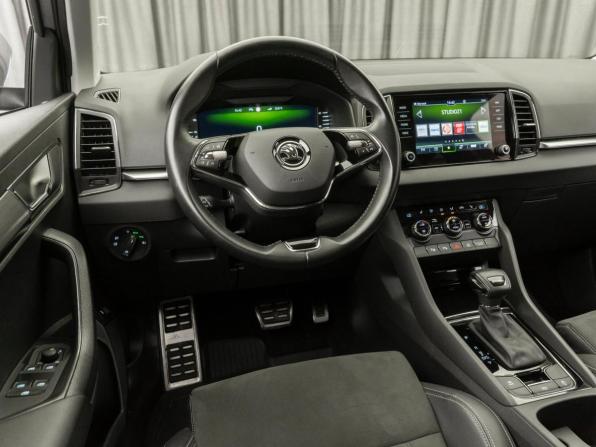Skoda Karoq I с пробегом 2022 года, цена 2 590 000 рублей, 45919 км, внедорожник, Автокод Объявления