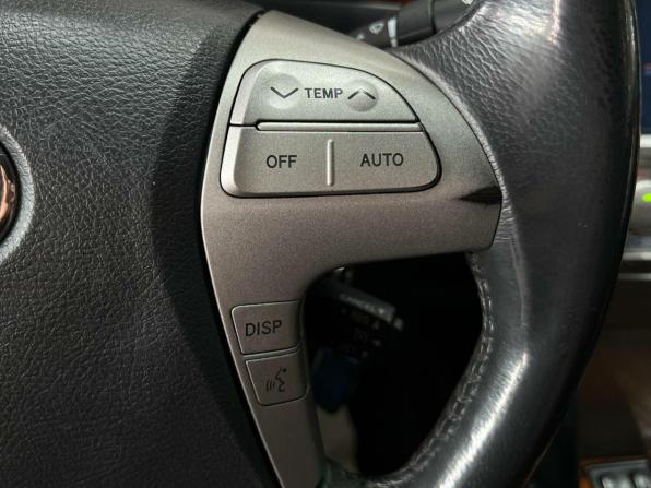 Toyota Camry VI (XV40) Рестайлинг с пробегом 2010 года, цена 1 150 000 рублей, 286240 км, седан, Автокод Объявления