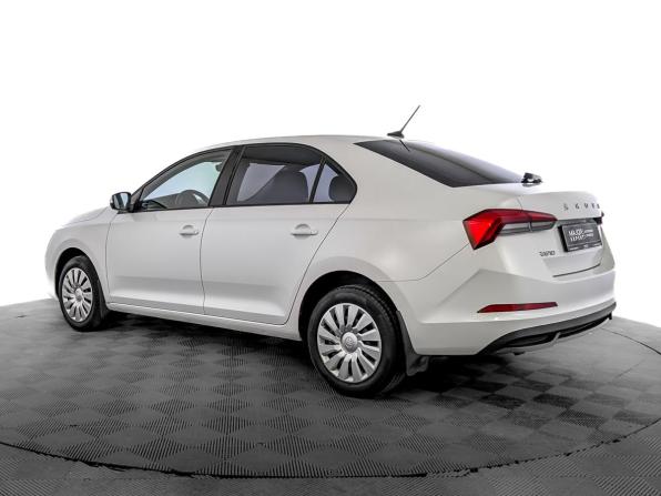 Skoda Rapid II с пробегом 2022 года, цена 1 600 000 рублей, 93487 км, лифтбек, Автокод Объявления