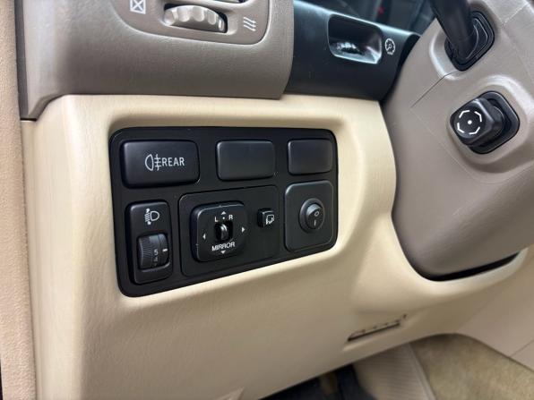 Toyota Land Cruiser 100 Series Рестайлинг 1 с пробегом 2003 года, цена 2 779 900 рублей, 139883 км, внедорожник, Автокод Объявления