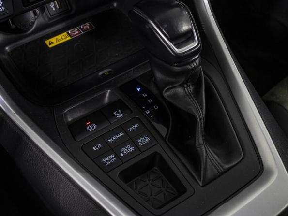 Toyota RAV4 V (XA50) с пробегом 2024 года, цена 3 698 000 рублей, 60000 км, внедорожник, Автокод Объявления