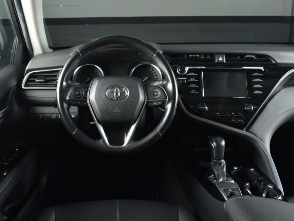 Toyota Camry VIII (XV70) с пробегом 2019 года, цена 2 649 995 рублей, 145861 км, седан, Автокод Объявления