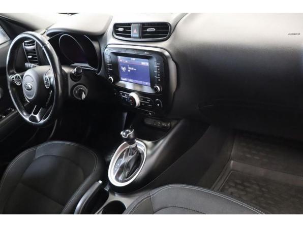 Kia Soul II Рестайлинг с пробегом 2017 года, цена 1 422 000 рублей, 108594 км, хэтчбек, Автокод Объявления