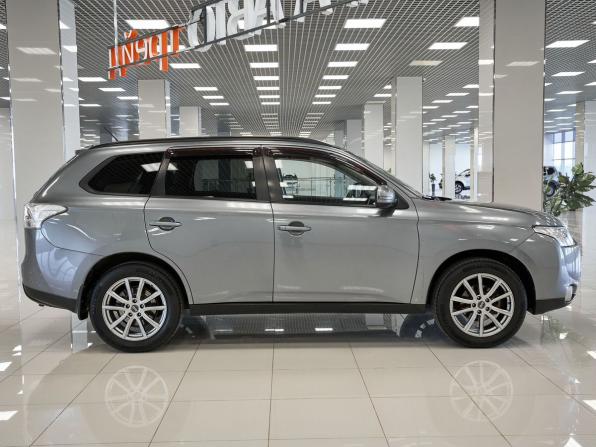 Mitsubishi Outlander III с пробегом 2012 года, цена 1 124 000 рублей, 226226 км, внедорожник, Автокод Объявления