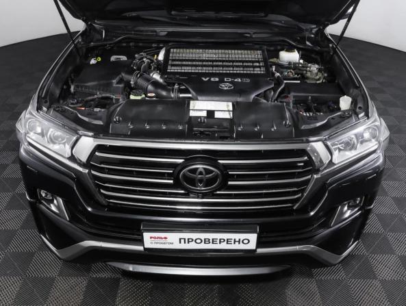Toyota Land Cruiser 200 Series Рестайлинг 2 с пробегом 2016 года, цена 4 800 000 рублей, 260000 км, внедорожник, Автокод Объявления