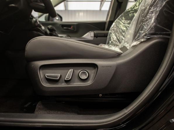 Toyota RAV4 VI (XA60) с пробегом 2026 года, цена 4 150 000 рублей, 21 км, внедорожник, Автокод Объявления