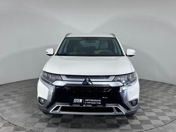 Mitsubishi Outlander III Рестайлинг 3 с пробегом 2020 года, цена 2 620 000 рублей, 63613 км, внедорожник, Автокод Объявления
