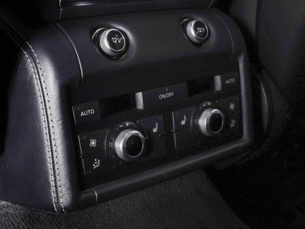 Audi Q7 I (4L) Рестайлинг с пробегом 2011 года, цена 1 840 000 рублей, 259111 км, внедорожник, Автокод Объявления