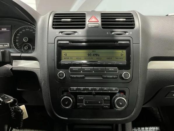 Volkswagen Jetta V с пробегом 2010 года, цена 620 000 рублей, 181652 км, седан, Автокод Объявления