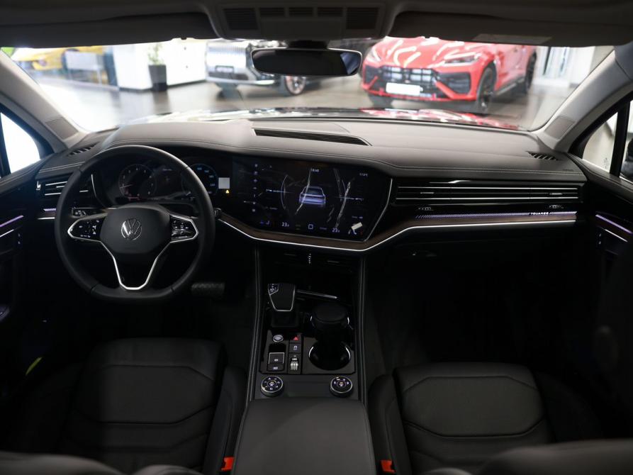 Volkswagen Touareg III Рестайлинг Москва  - изображение 32