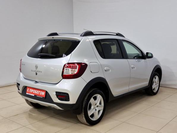 Renault Sandero II с пробегом 2017 года, цена 1 060 000 рублей, 59233 км, хэтчбек, Автокод Объявления