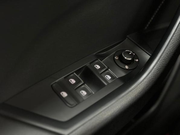 Skoda Superb III Рестайлинг с пробегом 2024 года, цена 3 620 000 рублей, 38400 км, лифтбек, Автокод Объявления