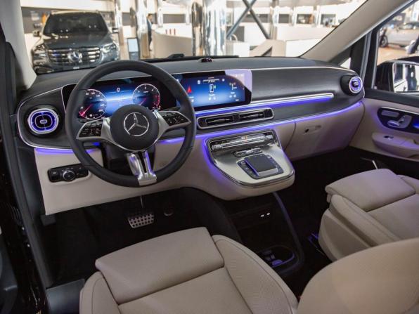 Новый Mercedes-Benz V-Класс III (W447) Рестайлинг 2 2026 года, цена 14 850 000 рублей, минивэн, Автокод Объявления
