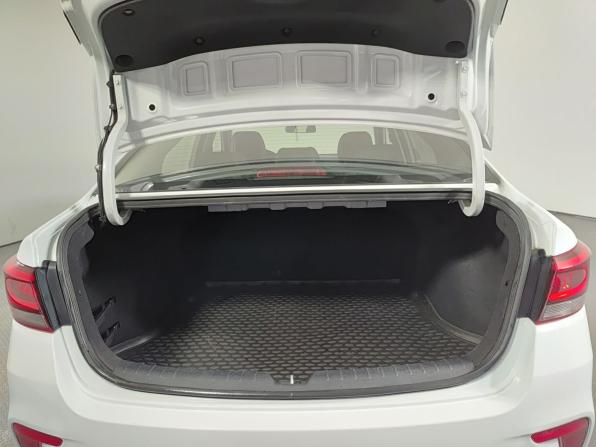 Kia Rio IV с пробегом 2019 года, цена 1 715 000 рублей, 43650 км, седан, Автокод Объявления