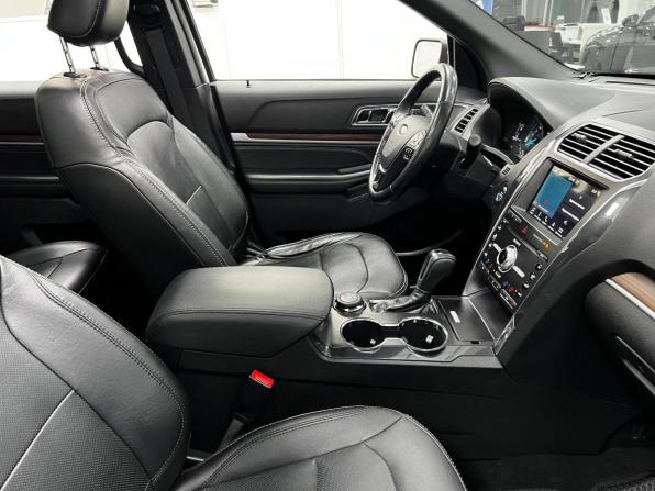 Ford Explorer V Рестайлинг 2 с пробегом 2019 года, цена 3 400 000 рублей, 73000 км, внедорожник, Автокод Объявления