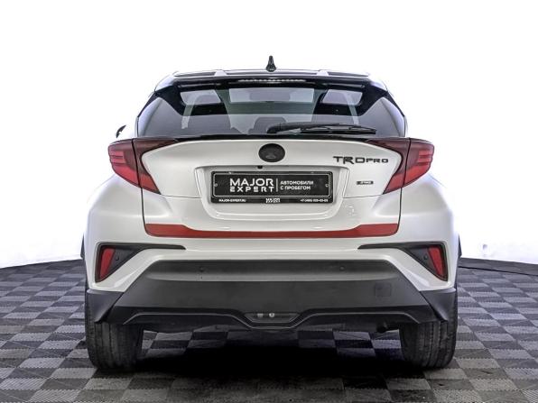Toyota C-HR I Рестайлинг с пробегом 2021 года, цена 2 899 000 рублей, 55095 км, внедорожник, Автокод Объявления