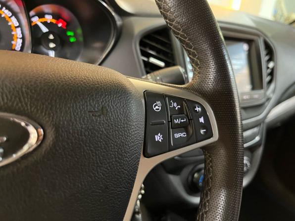 Lada (ВАЗ) Vesta I с пробегом 2021 года, цена 980 000 рублей, 139174 км, седан, Автокод Объявления
