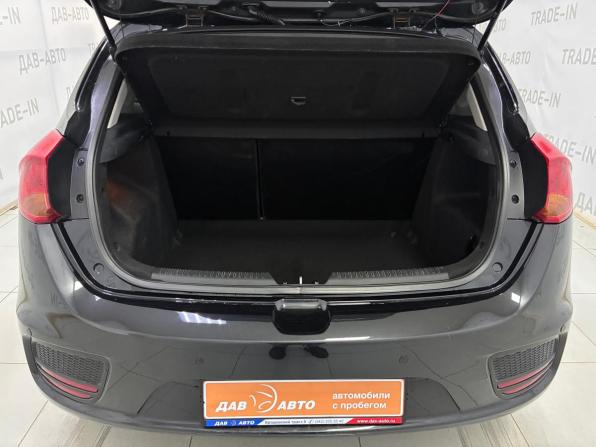 Kia Ceed II Рестайлинг с пробегом 2016 года, цена 1 230 000 рублей, 110000 км, хэтчбек, Автокод Объявления