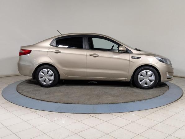 Kia Rio III с пробегом 2013 года, цена 829 500 рублей, 180000 км, седан, Автокод Объявления