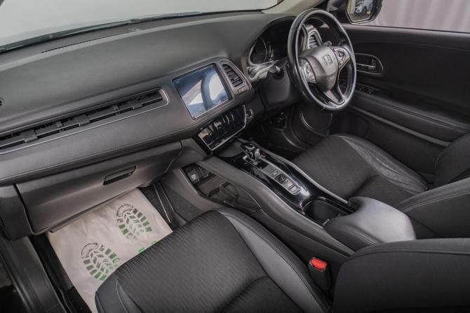Honda Vezel I с пробегом 2018 года, цена 1 769 000 рублей, 69480 км, внедорожник, Автокод Объявления