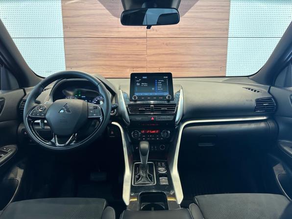 Mitsubishi Eclipse Cross I с пробегом 2021 года, цена 2 399 000 рублей, 75123 км, внедорожник, Автокод Объявления