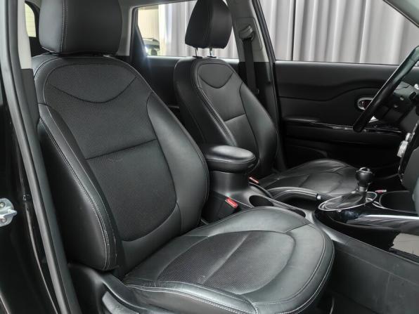 Kia Soul II Рестайлинг с пробегом 2017 года, цена 1 748 000 рублей, 71000 км, хэтчбек, Автокод Объявления