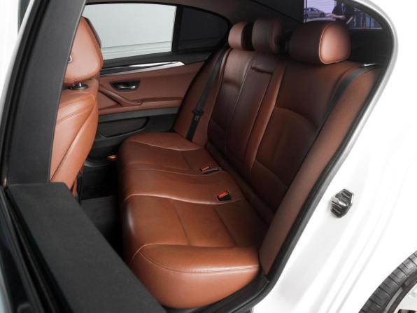 BMW 5 серии VI (F10/F11/F07) Рестайлинг с пробегом 2015 года, цена 2 429 000 рублей, 235700 км, седан, Автокод Объявления