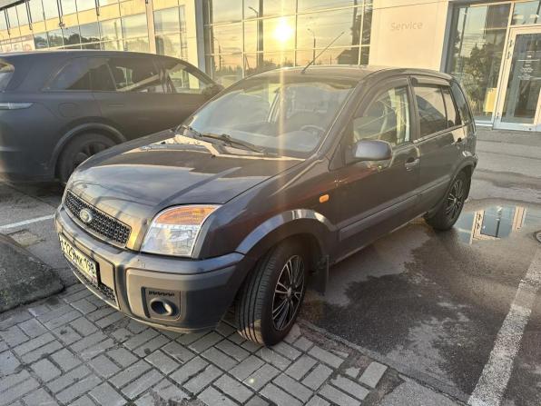 Ford Fusion I Рестайлинг с пробегом 2007 года, цена 299 000 рублей, 324315 км, хэтчбек, Автокод Объявления