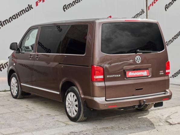 Volkswagen Multivan T5 Рестайлинг с пробегом 2012 года, цена 2 690 000 рублей, 212143 км, минивэн, Автокод Объявления