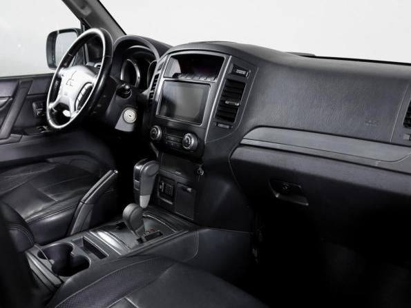 Mitsubishi Pajero IV Рестайлинг 1 с пробегом 2011 года, цена 1 520 000 рублей, 314734 км, внедорожник, Автокод Объявления