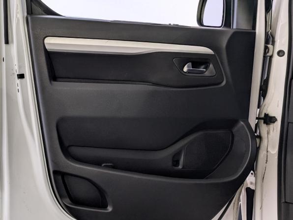 Opel Zafira Life I с пробегом 2021 года, цена 3 600 000 рублей, 74500 км, минивэн, Автокод Объявления