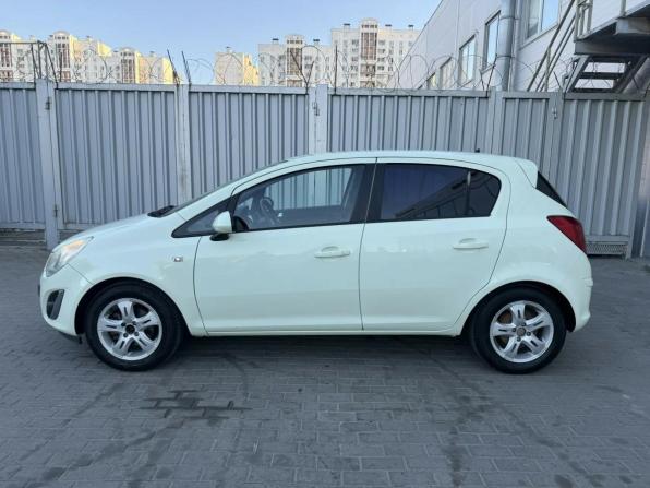 Opel Corsa D Рестайлинг II с пробегом 2012 года, цена 689 000 рублей, 94500 км, хэтчбек, Автокод Объявления