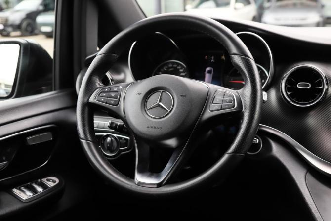 Mercedes-Benz V-Класс III (W447) Рестайлинг с пробегом 2021 года, цена 5 200 000 рублей, 142278 км, минивэн, Автокод Объявления