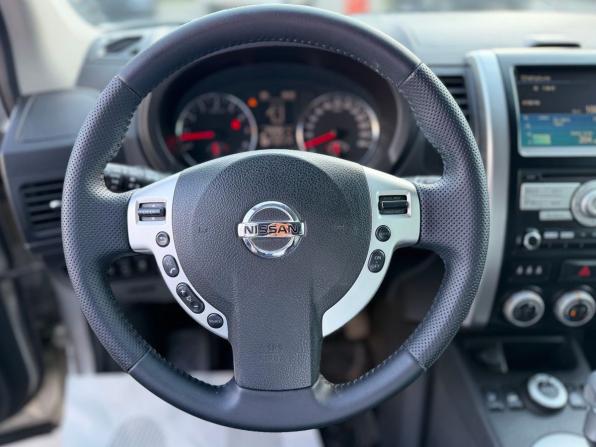 Nissan X-Trail II Рестайлинг с пробегом 2011 года, цена 1 100 000 рублей, 221000 км, внедорожник, Автокод Объявления