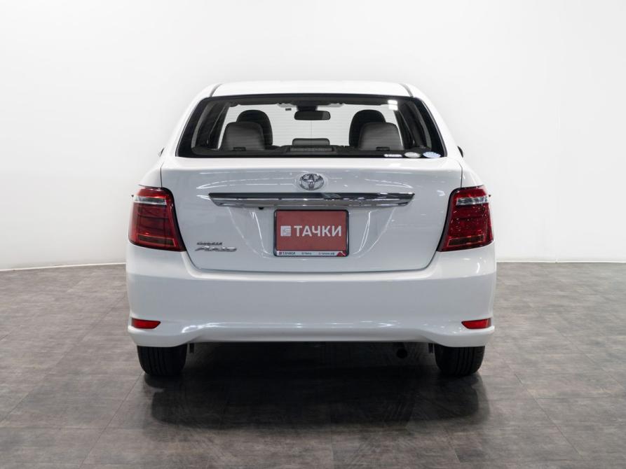 Toyota Corolla XI (E160 E170 E180) Рестайлинг 1 Чита  - изображение 4