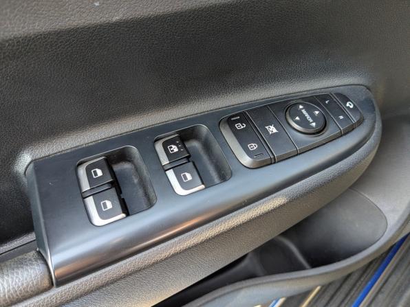 Kia Rio IV Рестайлинг с пробегом 2021 года, цена 1 839 000 рублей, 77299 км, хэтчбек, Автокод Объявления